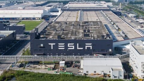 Tesla to Cut Over 10% of Workforce